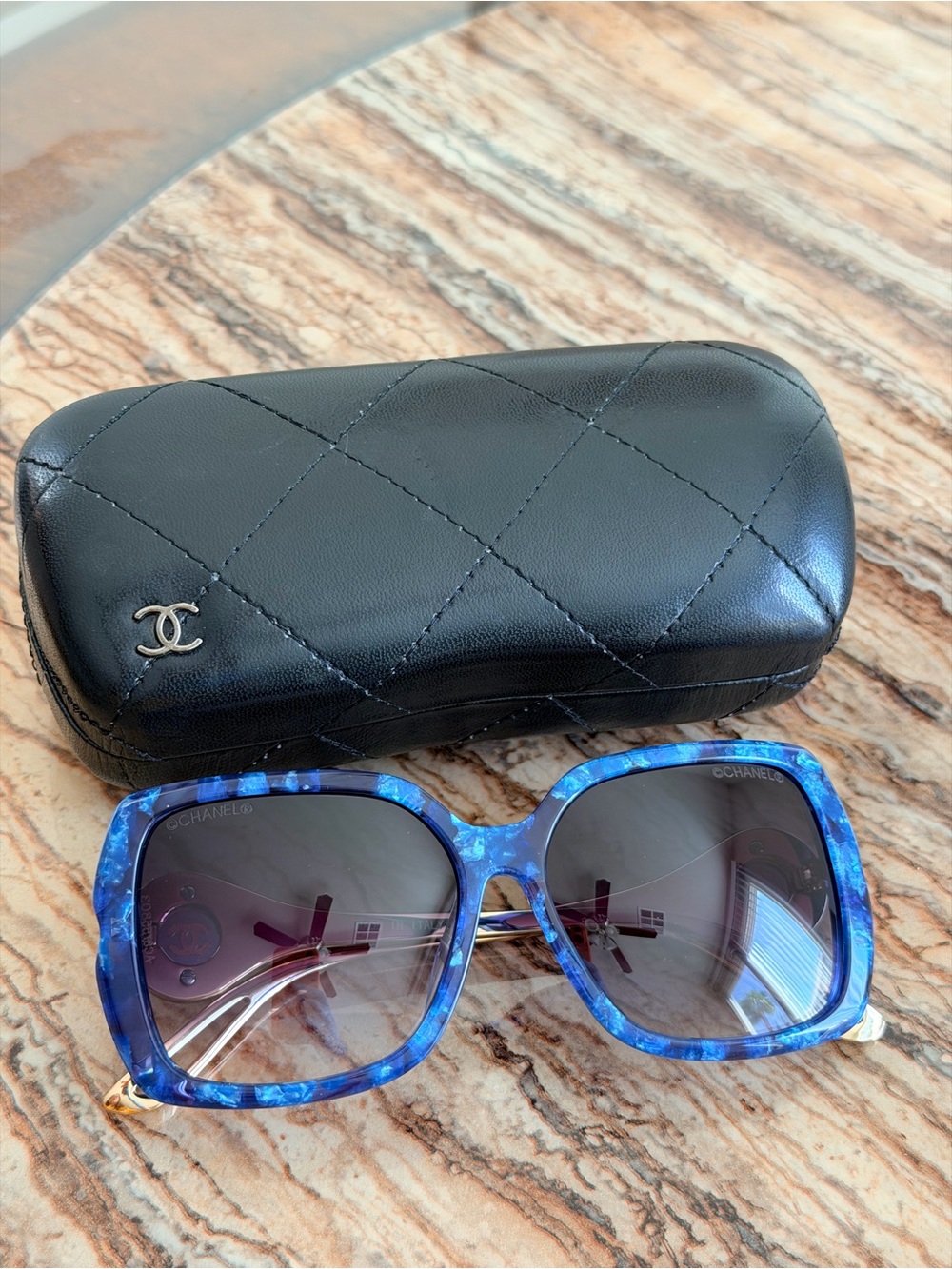 CHANEL 5533-A Blue Tortoiseshell Oversized Square Sunglasses Black Quilted Case